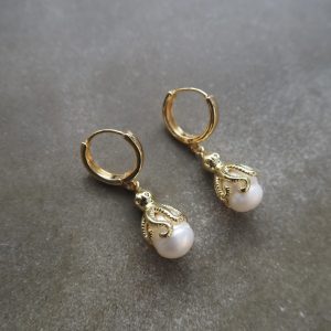 Örhängen bläckfisk med sötvattenspärlor