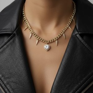 Halsband spikes och hjärta