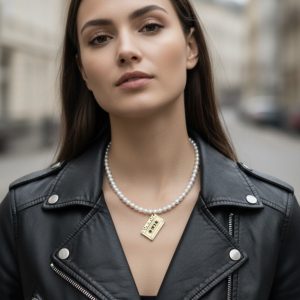 Mix Tape Lovesongs kassett halsband framifrån